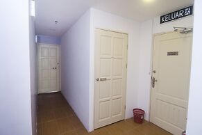 Super OYO 897 iBC36 Business Stay