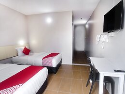 Super OYO 897 iBC36 Business Stay