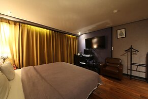 Hotel Frenchcode