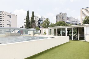 Capitalia Obelisk Polanco
