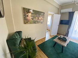 Check Point - Acropolis View A