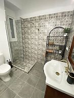 Check Point - Acropolis View A