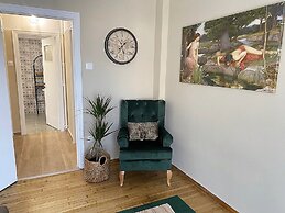 Check Point - Acropolis View A