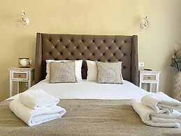 Check Point - Acropolis View A