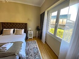 Check Point - Acropolis View A