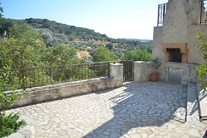 Beautiful 2-bed House in Panagia Crete