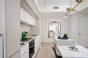 Designer 1BR plus Study Suite