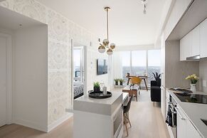 Designer 1BR plus Study Suite