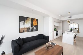 Designer 1BR plus Study Suite