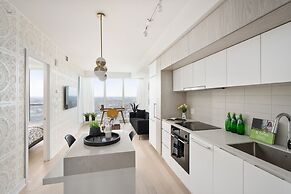 Designer 1BR plus Study Suite