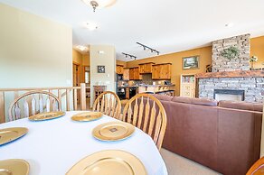 Bear's Paw Chalet - Amazing Location & Ski In/out