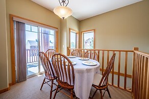 Bear's Paw Chalet - Amazing Location & Ski In/out