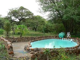 Amanzimlotzi Riverside Bush Camp
