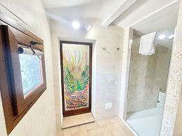 Fab Villa With Fenced Pool, Huge Grounds, Mediation Park, Child Activi