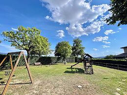 Fab Villa With Fenced Pool, Huge Grounds, Mediation Park, Child Activi