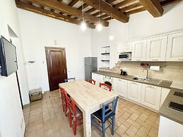 Fab Villa With Fenced Pool, Huge Grounds, Mediation Park, Child Activi