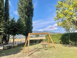 Fab Villa With Fenced Pool, Huge Grounds, Mediation Park, Child Activi