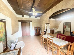 Fab Villa With Fenced Pool, Huge Grounds, Mediation Park, Child Activi