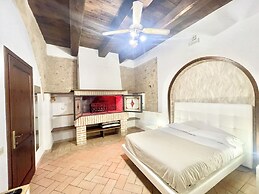 Fab Villa With Fenced Pool, Huge Grounds, Mediation Park, Child Activi