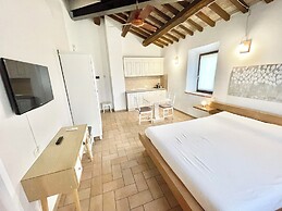 Fab Villa With Fenced Pool, Huge Grounds, Mediation Park, Child Activi