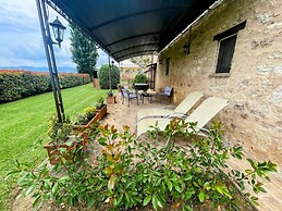 Fab Villa With Fenced Pool, Huge Grounds, Mediation Park, Child Activi