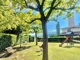 Fab Villa With Fenced Pool, Huge Grounds, Mediation Park, Child Activi