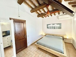 Fab Villa With Fenced Pool, Huge Grounds, Mediation Park, Child Activi