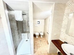 Fab Villa With Fenced Pool, Huge Grounds, Mediation Park, Child Activi