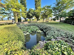 Fab Villa With Fenced Pool, Huge Grounds, Mediation Park, Child Activi