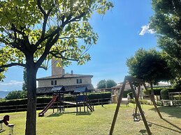 Fab Villa With Fenced Pool, Huge Grounds, Mediation Park, Child Activi