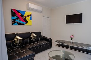 Modern 1-bedroom-apartment 2 km From Eagle Beach