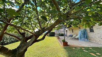 Spello By The Pool - Sleeps 11 - Close to Spello Central - Large exc P