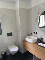 Garden Jewel Design Apartment