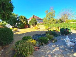 Bright and Spacious 4 Bedroom Home