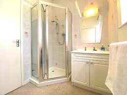 Bright and Spacious 4 Bedroom Home