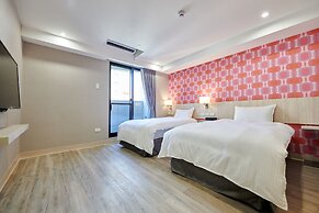 COMMA Boutique Hotel