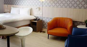 COMMA Boutique Hotel