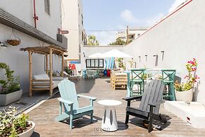 Domus Bat Galim Hotel