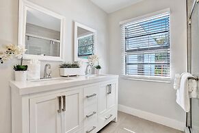 7 Br Home with Pool Gameroom & Soccer