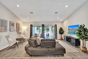 7 Br Home with Pool Gameroom & Soccer