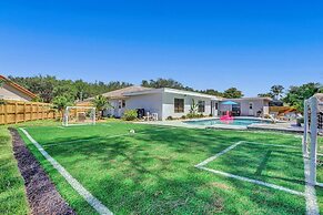 7 Br Home with Pool Gameroom & Soccer