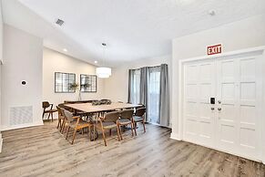 7 Br Home with Pool Gameroom & Soccer