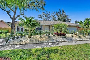 7 Br Home with Pool Gameroom & Soccer