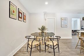 7 Br Home with Pool Gameroom & Soccer