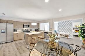 7 Br Home with Pool Gameroom & Soccer