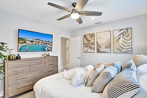 7 Br Home with Pool Gameroom & Soccer