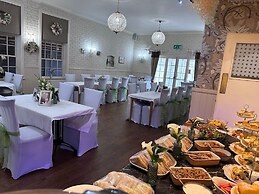 Pine Lodge Hotel & Restaurant Mansfield