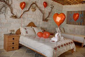 Aşk-ı Nare Cave Hotel Swimming Pool & SPA