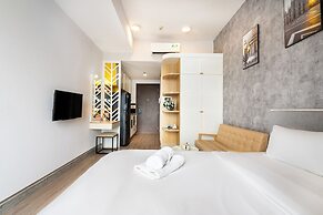 Annie  Apartment - Rivergate Resident