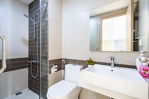 Annie  Apartment - Rivergate Resident